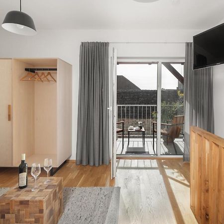 Rezidence Konevova, Mikulov Appartement Buitenkant foto